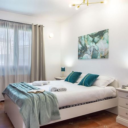 Exclusive Roth Apartments ساساري المظهر الخارجي الصورة