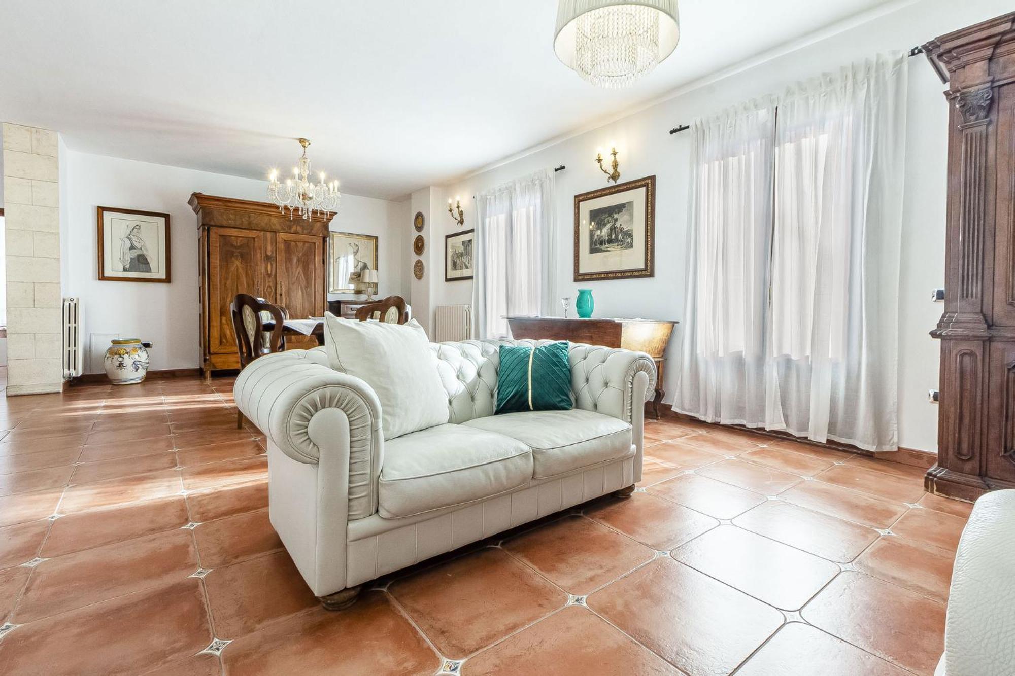 Exclusive Roth Apartments ساساري المظهر الخارجي الصورة